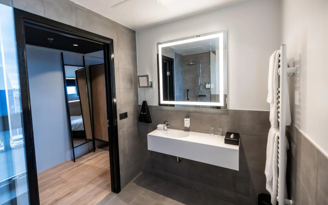 Park Inn by Radisson Reykjavik Keflavik Airport