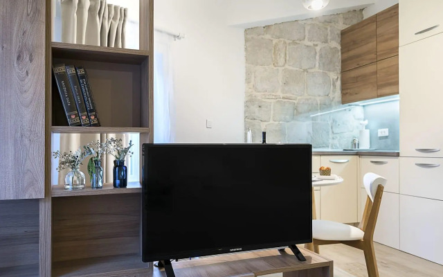 Studio Apartments Petar in old part of town