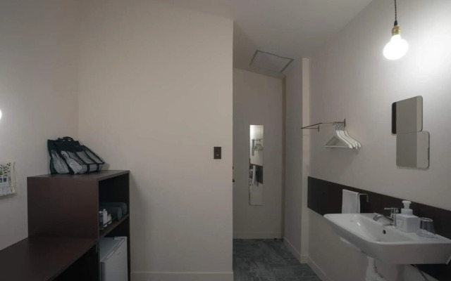 Hotel Trim
