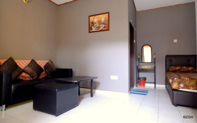 Zackry Guest House