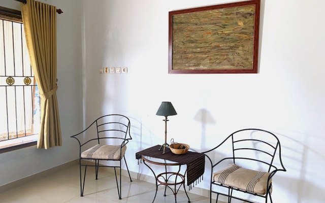 Homestay Pangandaran by Simply Homy – Guest Rooms – Parigi