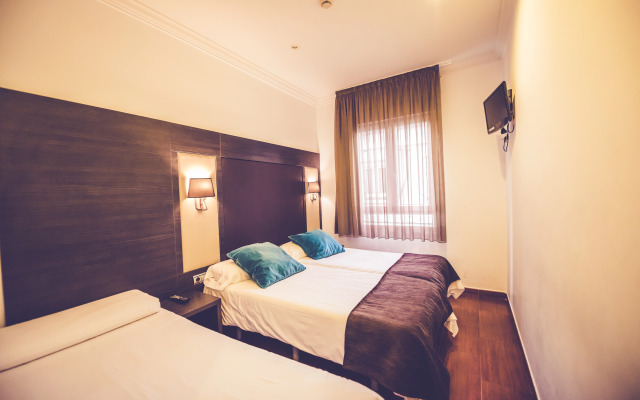 Hostal Sol Los Angeles