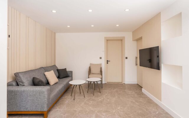 Retreat Suite