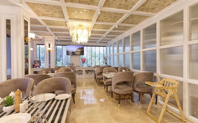 Hotel Royal 9