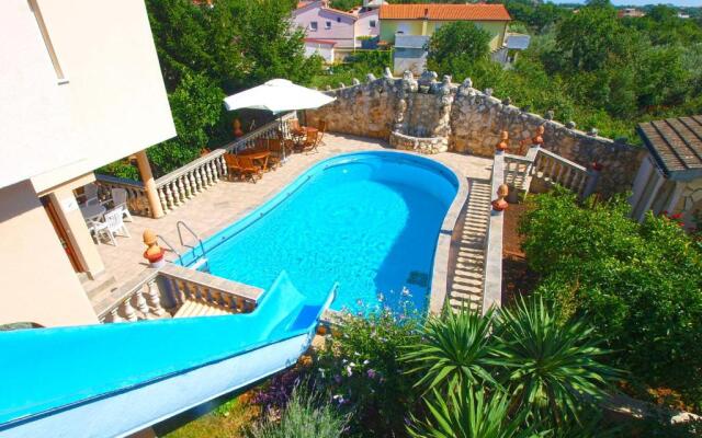 Apartments Vrcevan 811