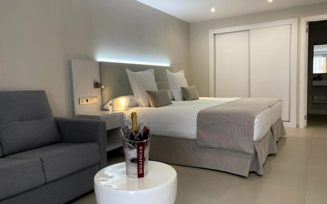 Sanom Beach Resort - Adults Only