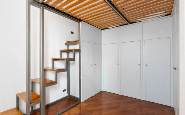 Modern Apartment With Mezzanine by Wonderful Italy