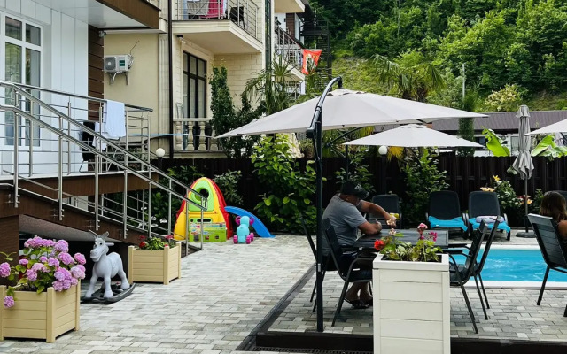 Гранд Вилла у Моря