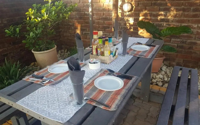 Aliwal Villa Guest Lodge