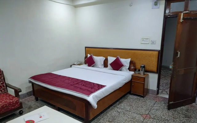 Hotel Samrat