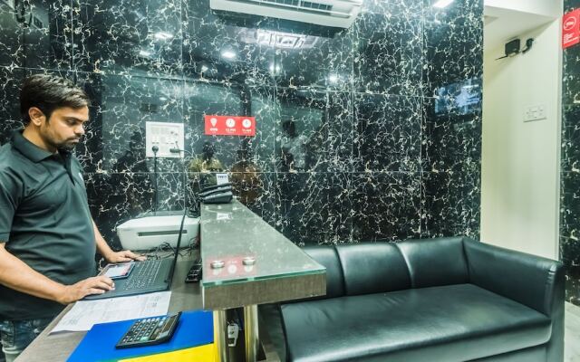 OYO 8298 Zee Residency