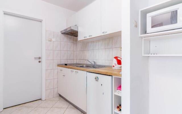 Lumbarda Resort Apartments