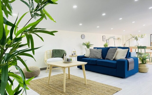 Missafir Exquisite Flat With Terrace in Nisantasi