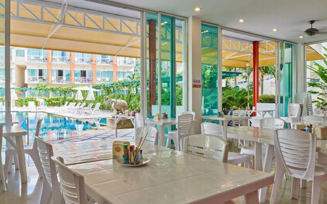 The Trend Kamala Hotel