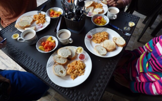 Hostal Alto De La Montaña