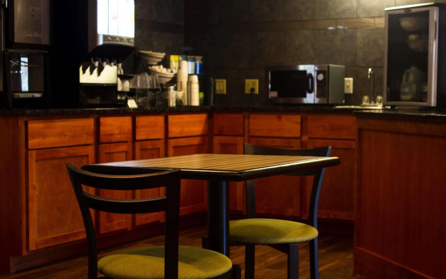 Best Western Plus Menomonie Inn & Suites