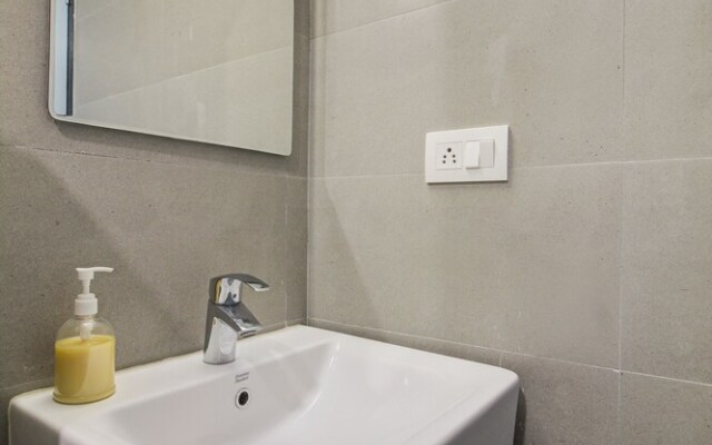 Housemate Hotels