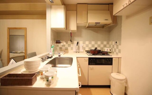 F apt 202 Mickey House SHIBUYA SHINJUKU