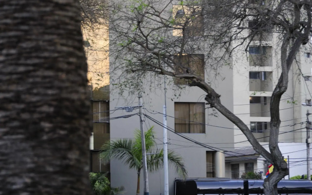 Roosevelt Hotel & Suites