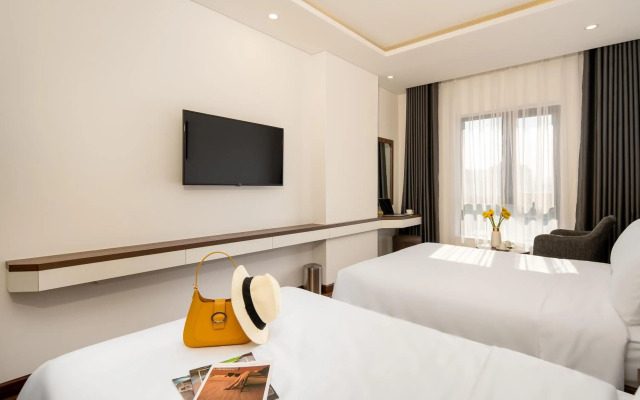 Tan Phuong Nam Hotel & Apartment