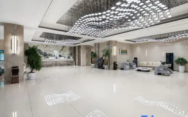 Pujiang Grand Hotel (Liuzhi Special District Leisure Plaza)