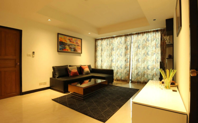 Serena Sathorn Suites