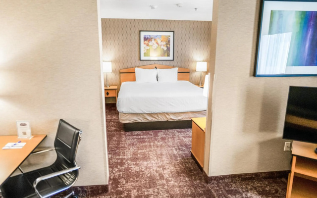 Crystal Inn Hotel & Suites West Valley City