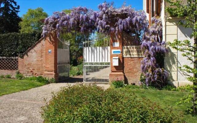 Chambres dHotes Au Château
