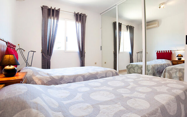 Ingy - Three Bedroom
