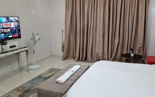 Luxury 3-bed House in Gated Estate With Pool Lekki