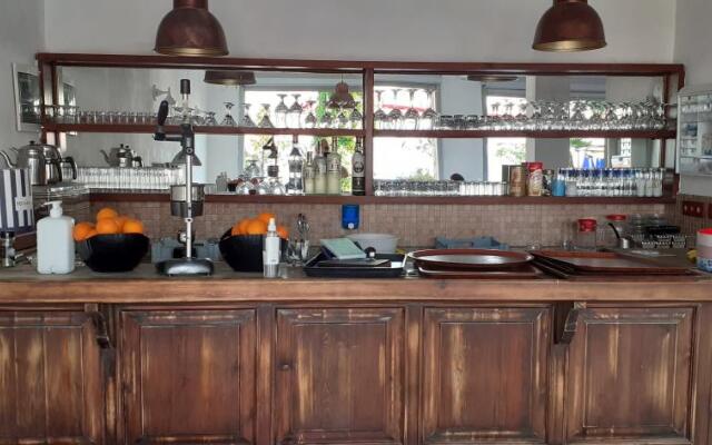 Manolya Hotel