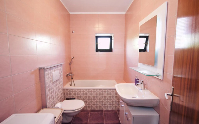 Apartment Dvori Klis