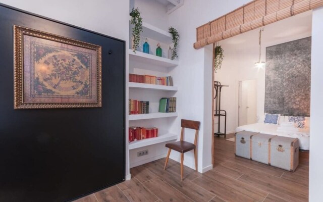 Amazing One Bed Apartment, Sleeps 4 in Madrid