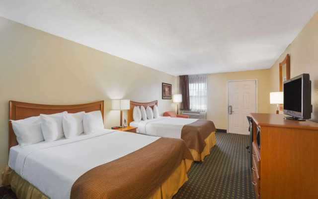 Travelodge by Wyndham Natchitoches
