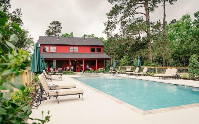 The Historic Hill House and Farm