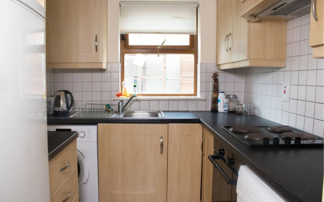 Cozy Modern Bedroom Apartments City L2
