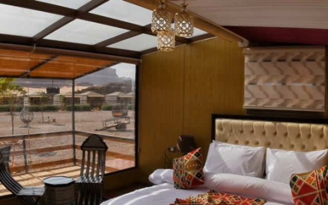 Rum Oasis Luxury Camp
