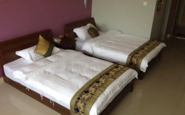 Xishuangbanna Elephanthome Hotel