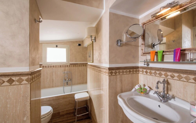 The Inn at the Spanish Steps Luxury Collection - Suite Condotti