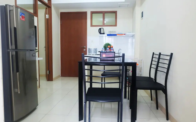 Cozy Green Park View Daan Mogot Apartment