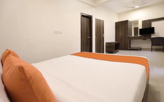 FabHotel Royal Serenity