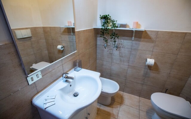 Home Hotel - Bligny 60