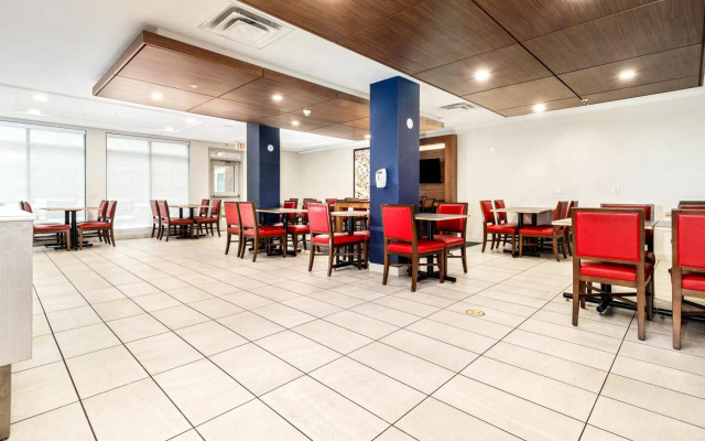 Holiday Inn Express & Suites Medicine Hat Transcanada Hwy 1 by IHG