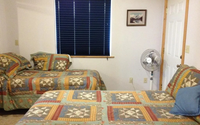 Ninilchik Cabins and Fish Camp