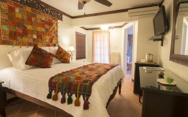 La Cazetta Guest House and Cottages