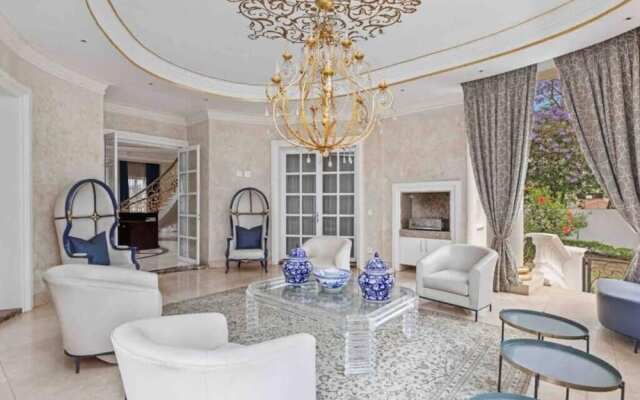 The White House in Sandton