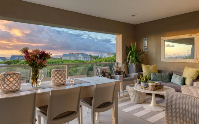 Stanford's Cove Villas