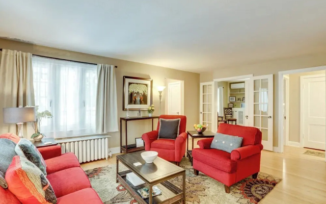 Yard & Grill: Centrally Located Denver Retreat!
