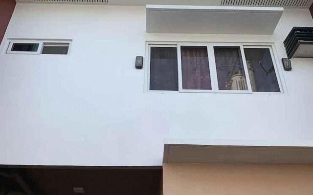 Mactan Transient Townhouse