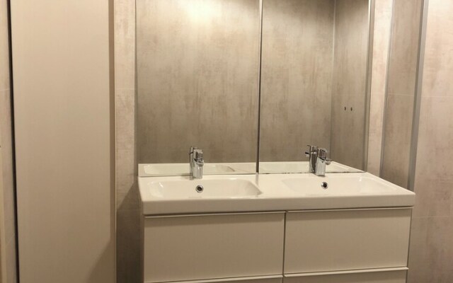 Lake View Holiday Apartments